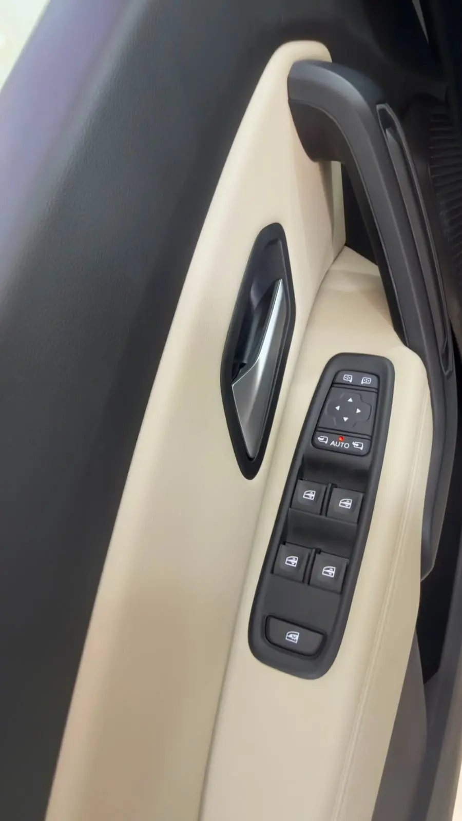 1.6L 2025 رينو داستر