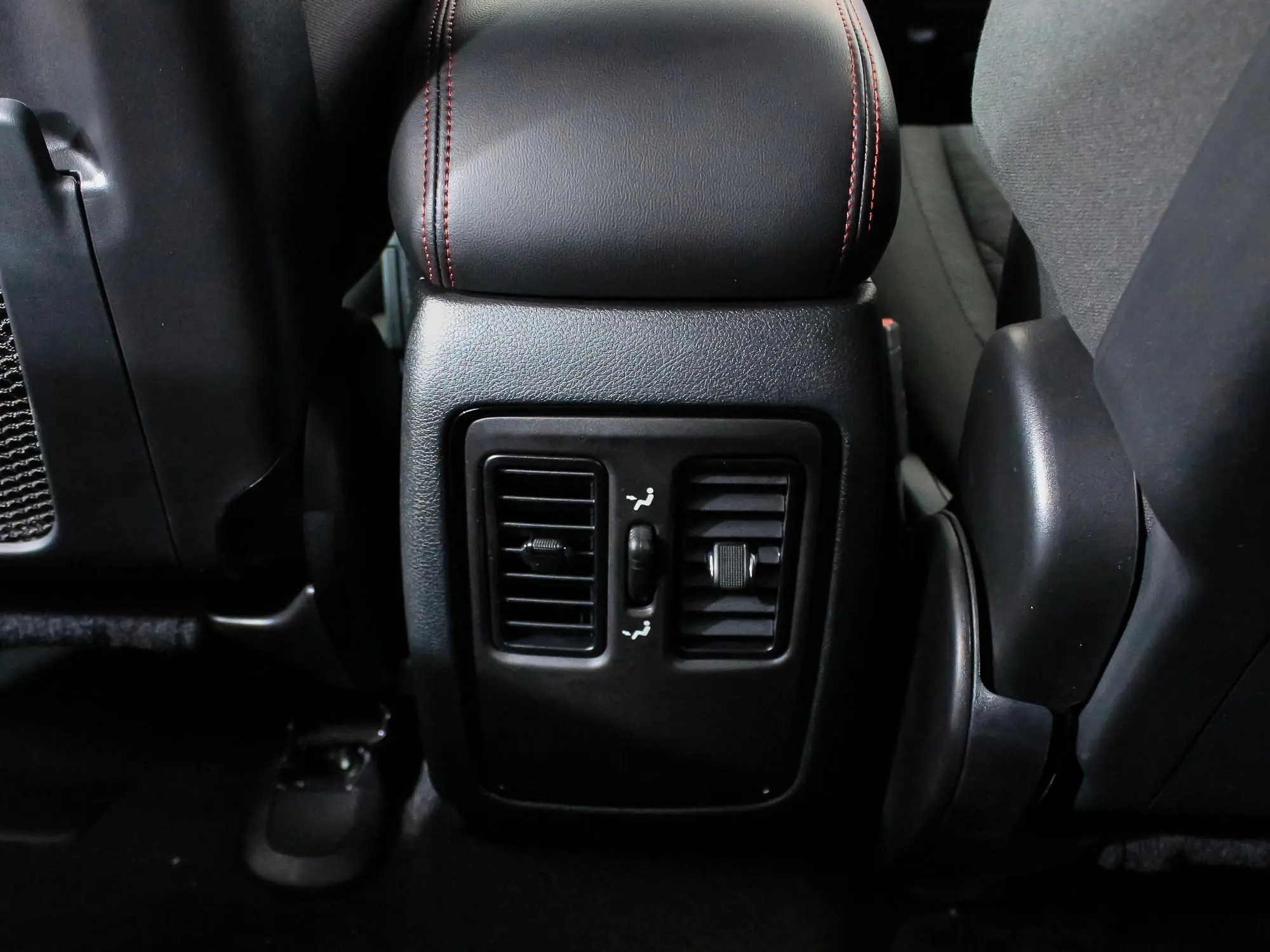 دودج درانجو GT 2025