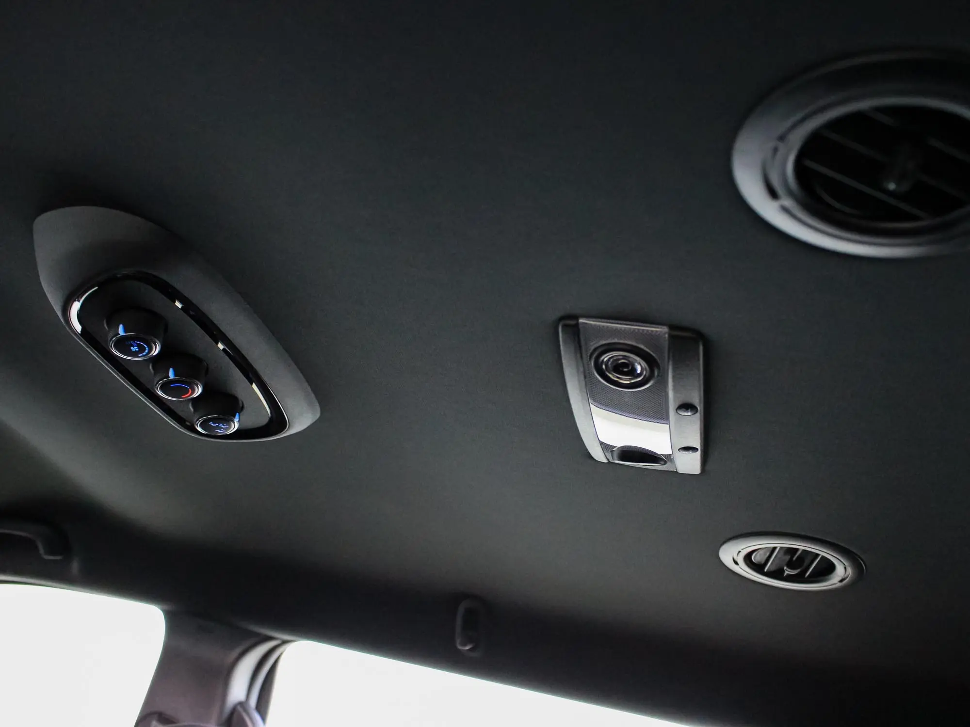 دودج درانجو GT 2025