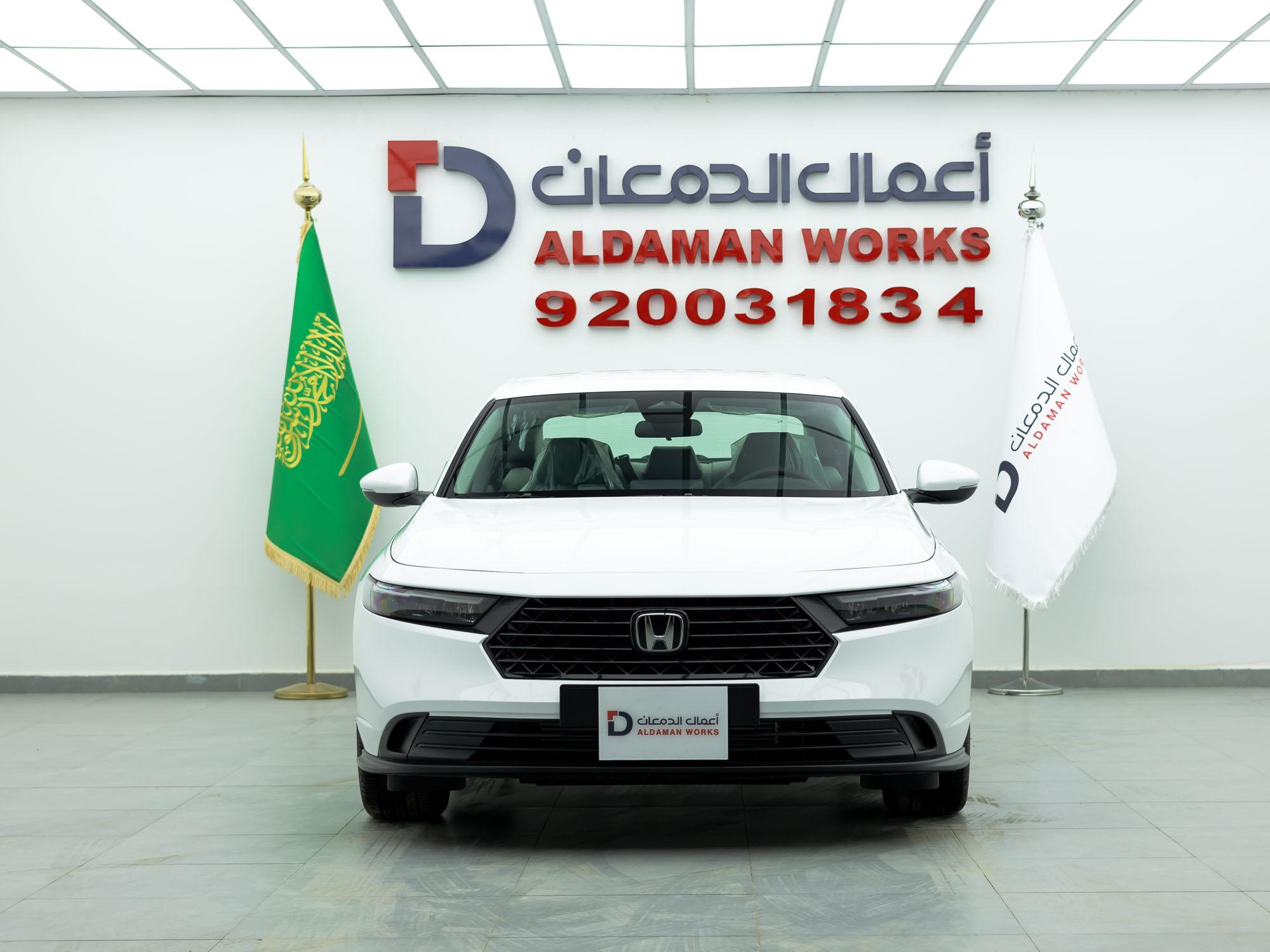 هوندا اكورد LX سبورت 2025